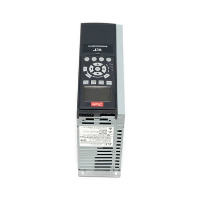 Testermeter-Original Danfoss Inverter Vlt Automation 3.0KW Equipment 3k Danfoss Control FC-301 FC-302P3K0T5E20H2XGCXXXSXXXXA0BKCXXXXDX